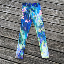 Load image into Gallery viewer, Dancing in Blue Leggings