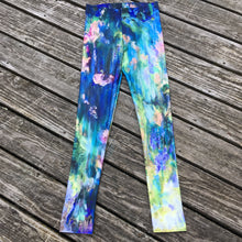 Load image into Gallery viewer, Dancing in Blue Leggings