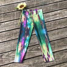 Load image into Gallery viewer, Forest Deva Capris Leggings