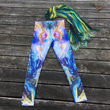 Load image into Gallery viewer, Butterfly Indigo Leggings