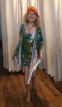 Load image into Gallery viewer, Tree of Life Drape with natural white or black fringes